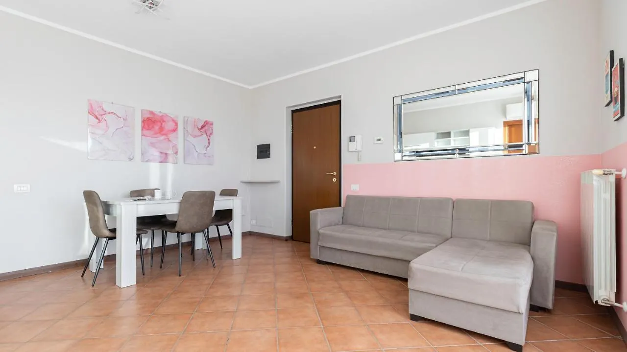 Italianway - Piazza Alboreto 72, Rozzano Διαμέρισμα