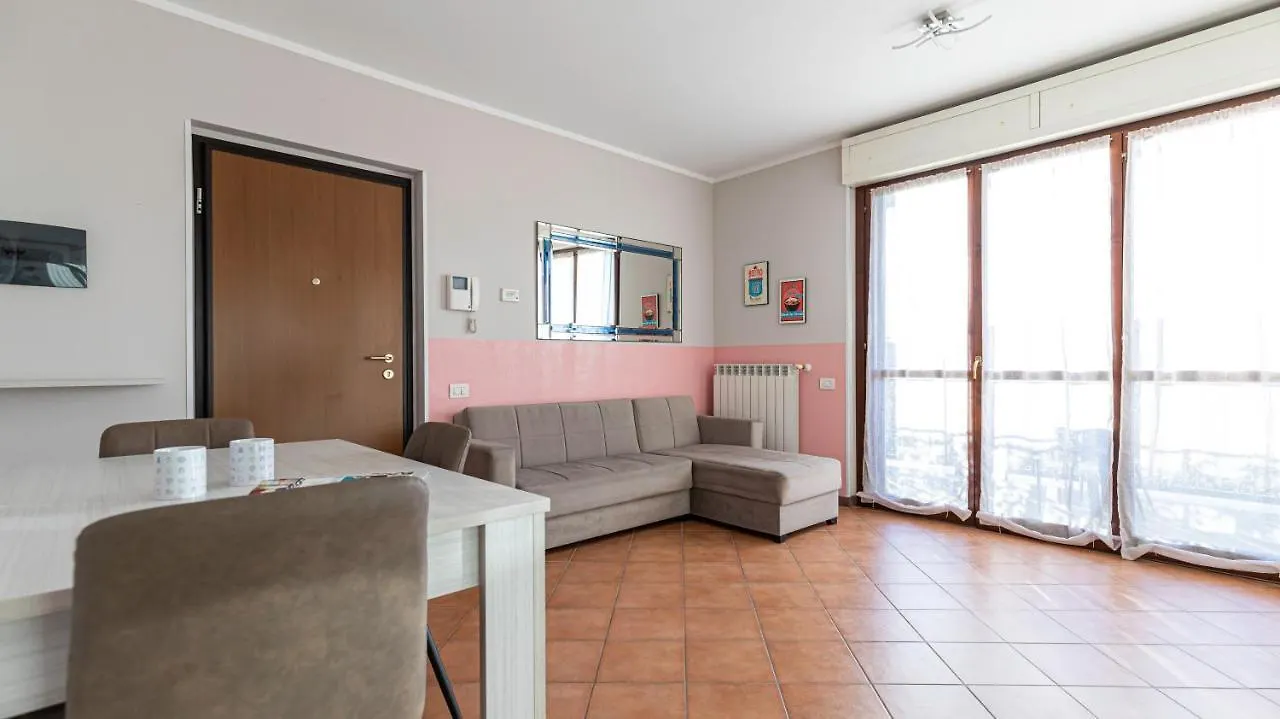 Italianway - Piazza Alboreto 72, Rozzano Διαμέρισμα